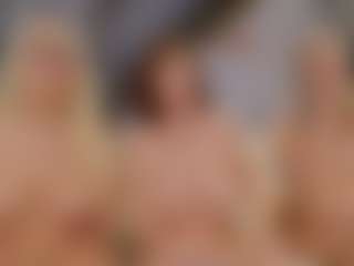 Fit Cougar's Live Sex Cam Show