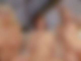 Fit Cougar's Live Sex Cam Show