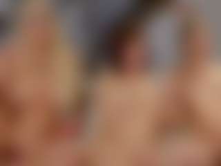 Fit Cougar's Live Sex Cam Show