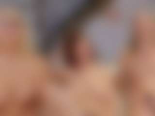 Fit Cougar's Live Sex Cam Show