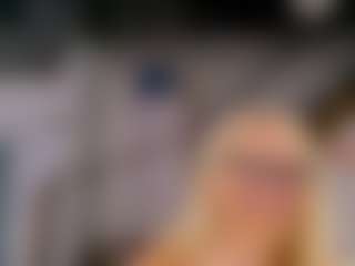Fit Cougar's Live Sex Cam Show
