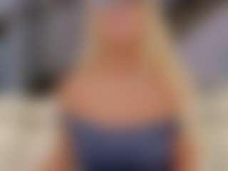 Live cam show with Fit Cougar - Body Massage on fapnchat