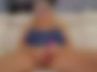 Live cam show with Fit Cougar - Granny Lovense on crypto-cams