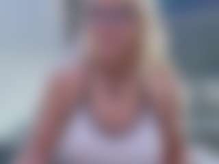 Live cam show with Fit Cougar - Cosplay Granny on fapnchat
