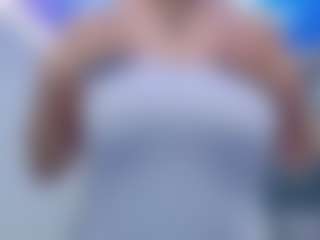 Fit Cougar's Live Sex Cam Show