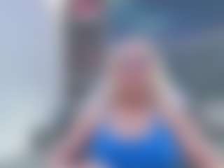 Live cam show with Fit Cougar - Granny MILF on xDating