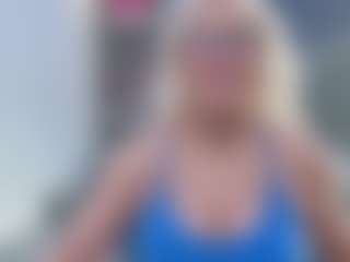 Live cam show with Fit Cougar - Spy Granny on Camsoda