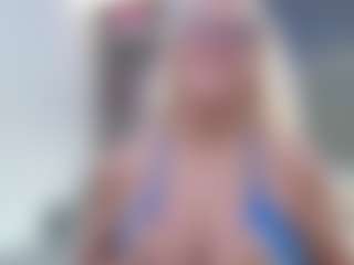 Live cam show with Fit Cougar - Dildo Mature on thefappeningchat.com