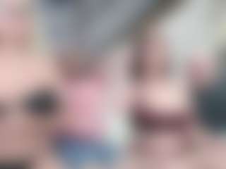Fit Cougar's Live Sex Cam Show