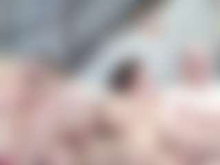 Fit Cougar's Live Sex Cam Show