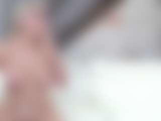 Fit Cougar's Live Sex Cam Show