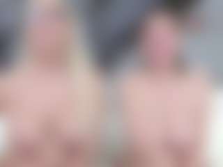 Fit Cougar's Live Sex Cam Show