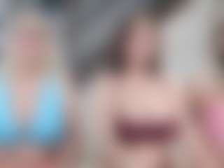 Fit Cougar's Live Sex Cam Show