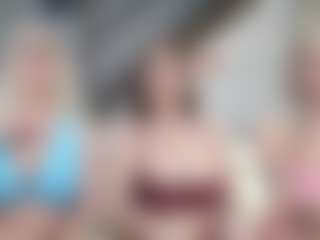 Fit Cougar's Live Sex Cam Show