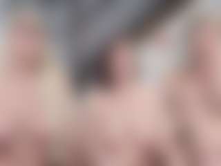 Fit Cougar's Live Sex Cam Show