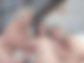 Fit Cougar's Live Sex Cam Show