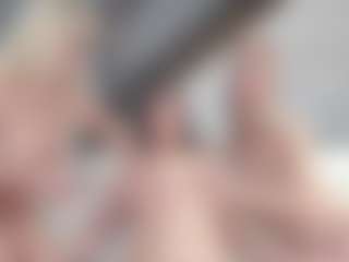 Fit Cougar's Live Sex Cam Show