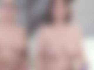 Fit Cougar's Live Sex Cam Show