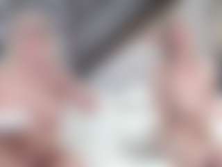 Fit Cougar's Live Sex Cam Show