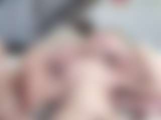 Fit Cougar's Live Sex Cam Show
