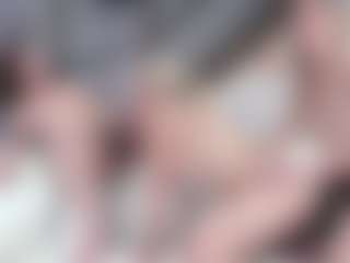 Fit Cougar's Live Sex Cam Show