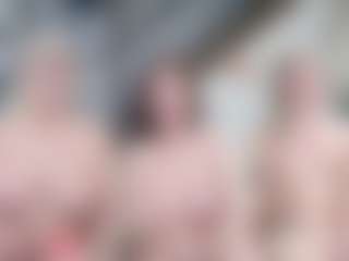 Fit Cougar's Live Sex Cam Show