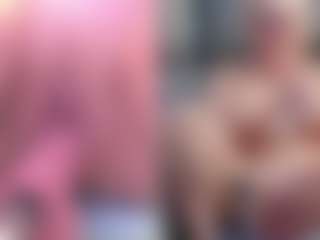 Fit Cougar's Live Sex Cam Show