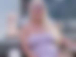 Live cam show with Fit Cougar - Strip Blonde Hair on ObeyMaria