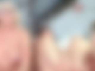Fit Cougar's Live Sex Cam Show