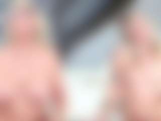 Fit Cougar's Live Sex Cam Show