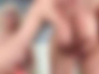 Fit Cougar's Live Sex Cam Show