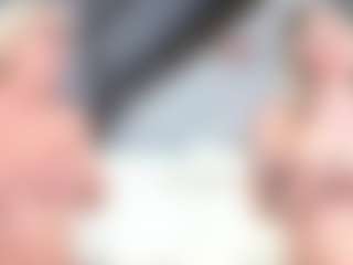 Fit Cougar's Live Sex Cam Show