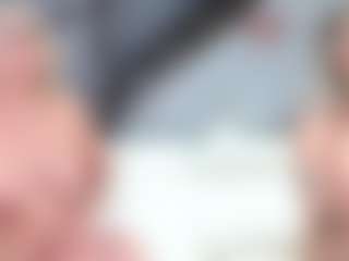 Fit Cougar's Live Sex Cam Show