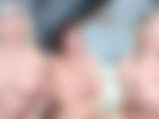 Fit Cougar's Live Sex Cam Show