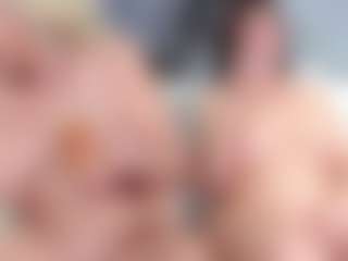 Fit Cougar's Live Sex Cam Show