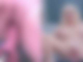 Fit Cougar's Live Sex Cam Show