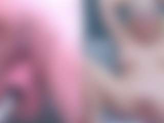 Fit Cougar's Live Sex Cam Show