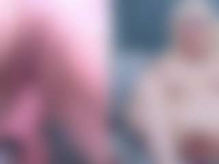 Fit Cougar's Live Sex Cam Show