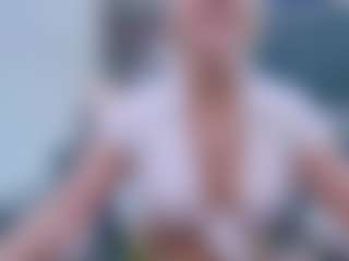 Fit Cougar's Live Sex Cam Show