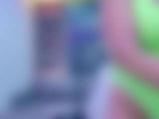 Fit Cougar's Live Sex Cam Show