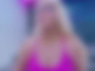 Live cam show with Fit Cougar - Dildo Mature on Milfs Live