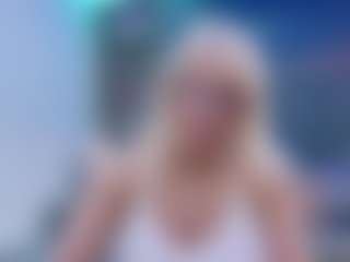 Live cam show with Fit Cougar - Old on alttransgirls