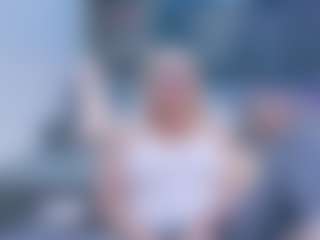 Live cam show with Fit Cougar - Glasses on alttransgirls