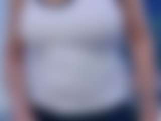 Fit Cougar's Live Sex Cam Show