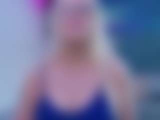 Live cam show with Fit Cougar - Asian Granny on Cam Slut