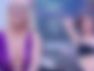 Fit Cougar's Live Sex Cam Show