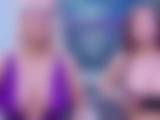 Fit Cougar's Live Sex Cam Show