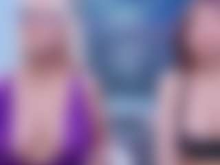 Fit Cougar's Live Sex Cam Show