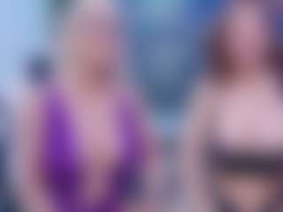 Fit Cougar's Live Sex Cam Show