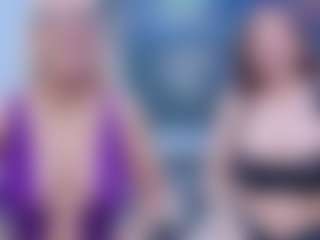 Fit Cougar's Live Sex Cam Show